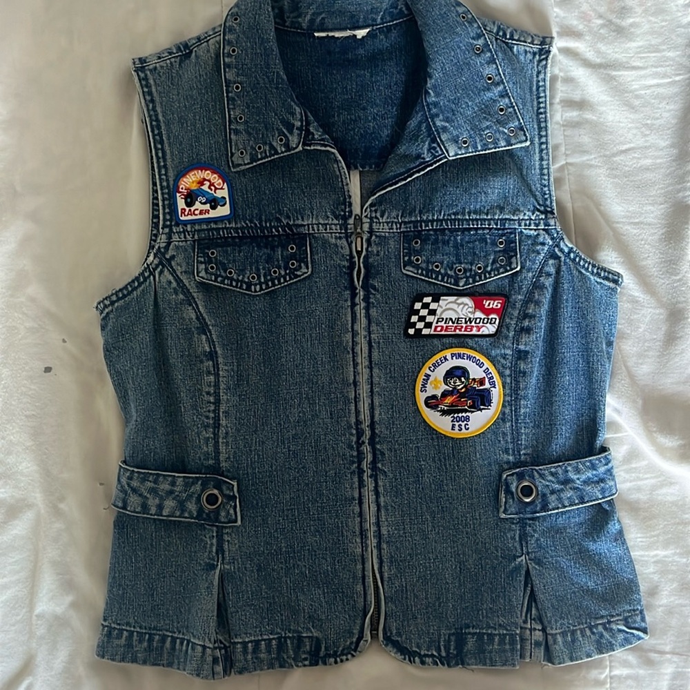 ONE OF A KIND JEAN VEST JACKET
